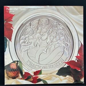 Indiana Glass 13 Inch Round Christmas Serving Platter Peace On Earth Holidays